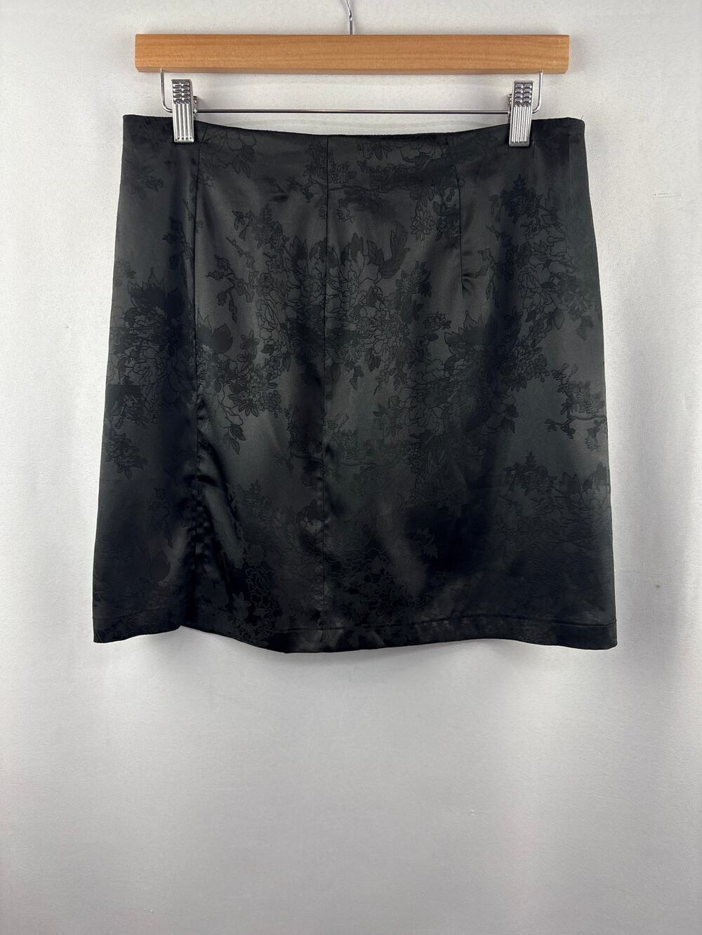 Women’s Lyaner Large Black Floral Satin Mini Skirt